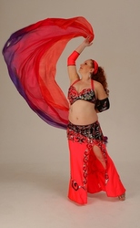/images/mahira_vibrance_154x250.jpg